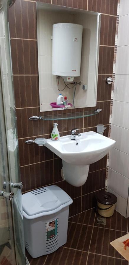 Apartment With Green Terrace Burgas Bagian luar foto